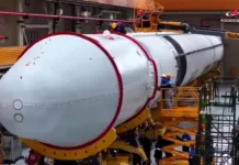 soyuz5 vpervye ustanovili na bajkonure dlya kosmicheskogo zapuska-ekaterinburgu-ru-0