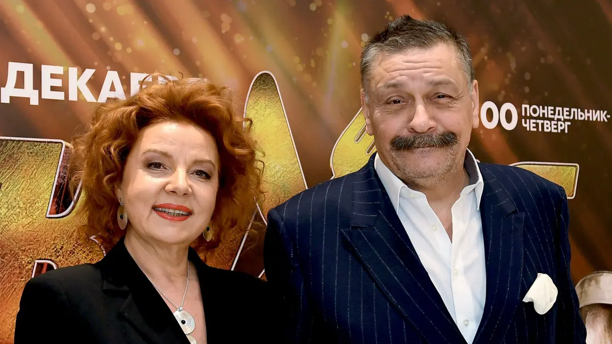Жена актера из сериала «Кухня» назвала фейком письмо с просьбами в Госдуму