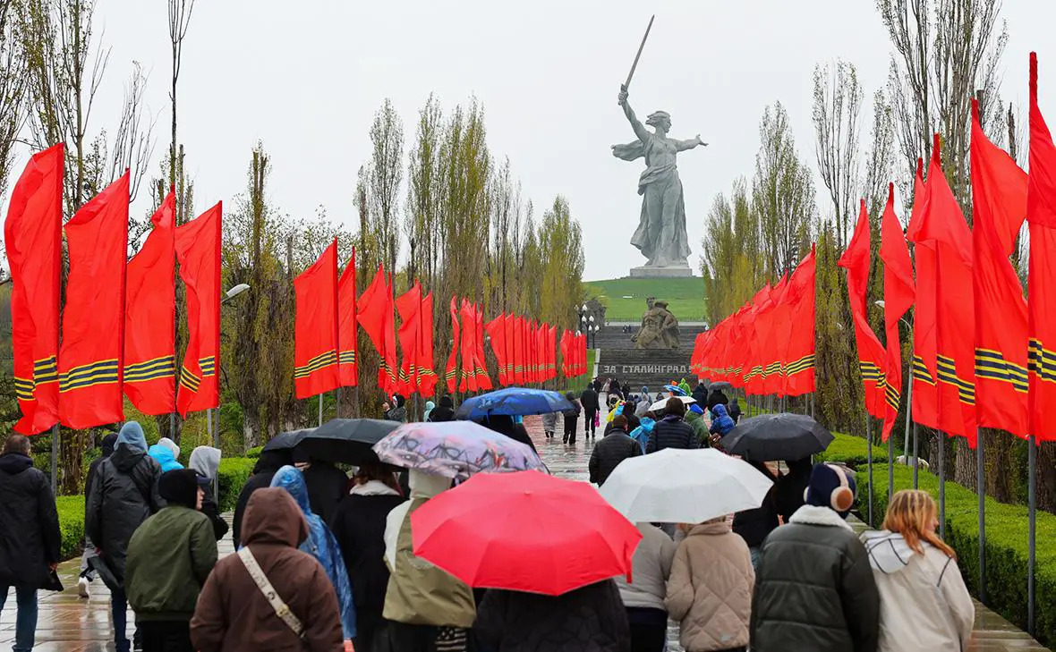 Подготовка Волгограда к празднованию Дня Победы (Кирилл Брага / РИА Новости)