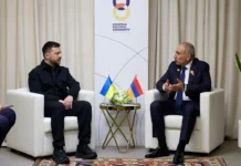 pashinyan i zelenskij v erevane  armeniya pod davleniem rossii-ekaterinburgu-ru-0