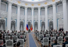 Владимир Путин подчеркнул важность искренности госслужащих vladimir putin podcherknul vazhnost iskrennosti gossluzhashhih-ekaterinburgu-ru-0