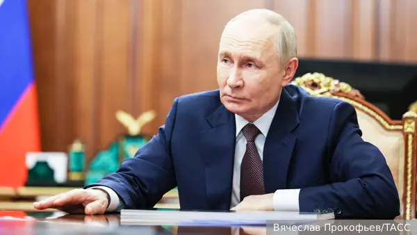 Путин оценил отношения России и Казахстана в преддверии визита в Астану