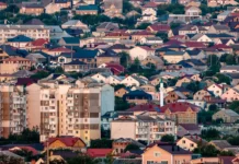 energetiki krymenergo vosstanavlivayut svet v simferopole-ekaterinburgu-ru-0