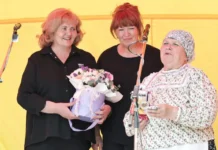 lyudmila babushkina vstretila den rossii v pyshme i kamyshlovskom rajone-ekaterinburgu-ru-0