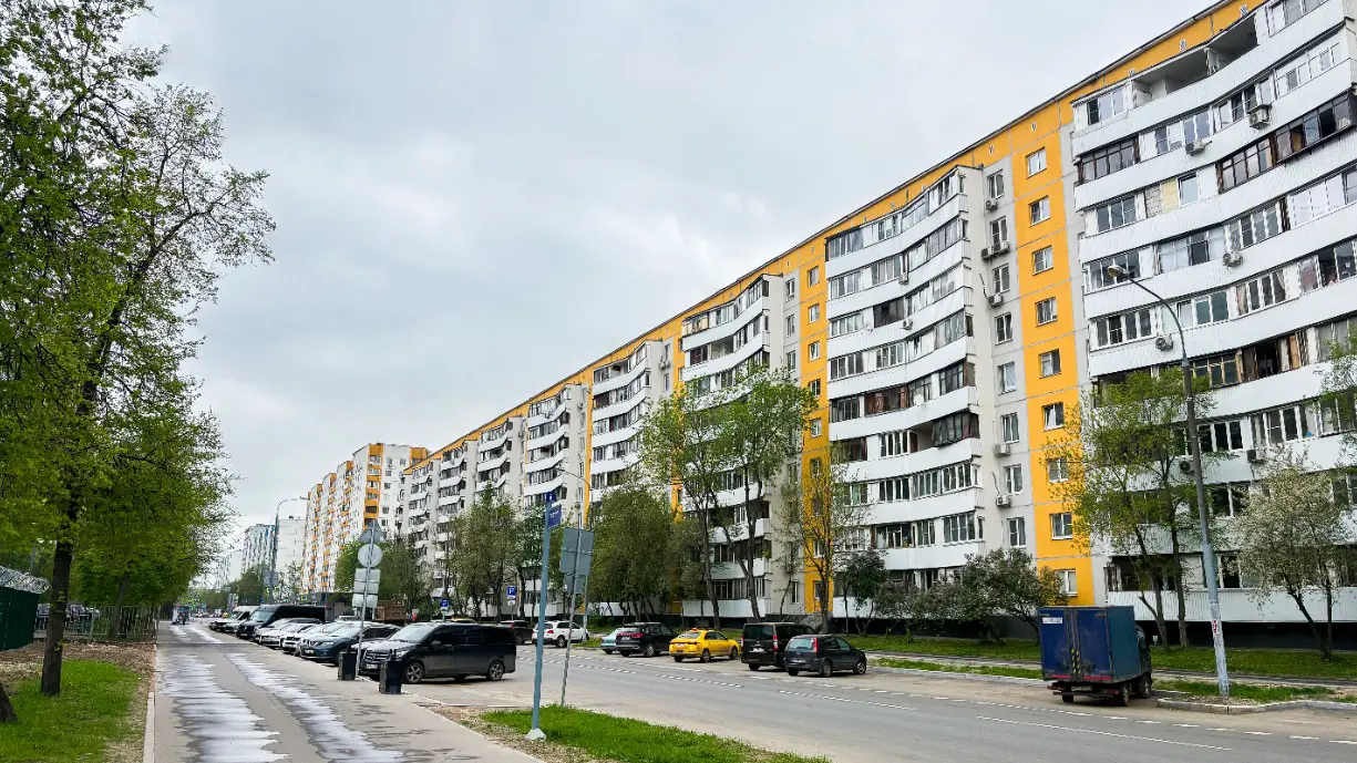 Три дома из фильма «Еще люблю, еще надеюсь» обновили в рамках программы капремонта жилого фонда