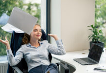 Александр Южалин объясняет, когда можно не работать из-за жары по Трудовому кодексу РФ aleksandr yuzhalin obyasnyaet kogda mozhno ne rabotat izza zhary po trudovomu kodeksu rf-pux-su-175194370700-0