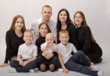 Андрей Злоказов поздравляет шесть финалистов из Свердловской области andrej zlokazov pozdravlyaet shest finalistov iz sverdlovskoj oblasti-pux-su-175189681400-0