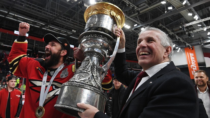 «В дополнительных представлениях не нуждается»: Хартли вернулся в КХЛ и сменил Никитина во главе «Локомотива»