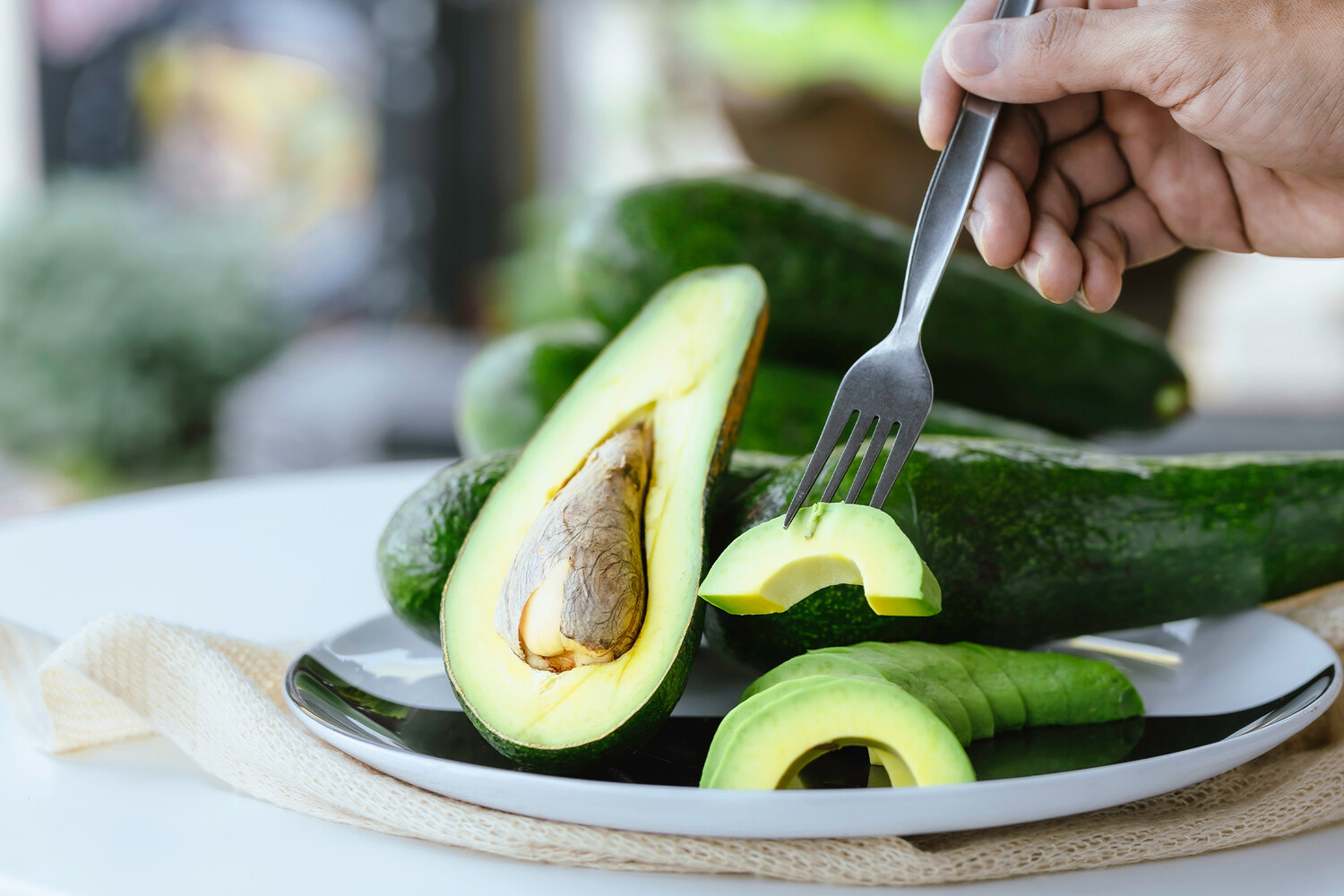 Бритт Бертон-Фриман из Иллинойсского технологического института объяснила пользу авокадо для здоровья вечером-0