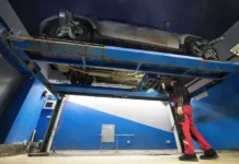 Целиков объясняет, почему Тойота лидирует среди автомобилей в России czelikov obyasnyaet pochemu tojota lidiruet sredi avtomobilej v rossii-pux-su-0