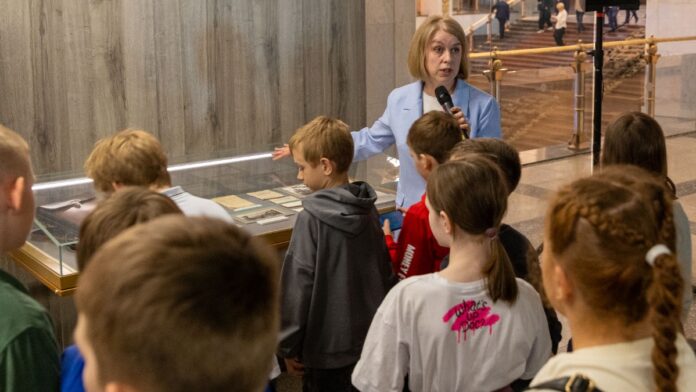 ekspozicziya muzeya pobedy o mihaile sholohove privlekla tysyachi gostej-pux-su-175309070700-0