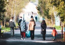 Елена Вакуленко и Алексей Сек из ВШЭ открыли новые причины прочного брака elena vakulenko i aleksej sek iz vshe otkryli novye prichiny prochnogo braka-pux-su-175196197200-0