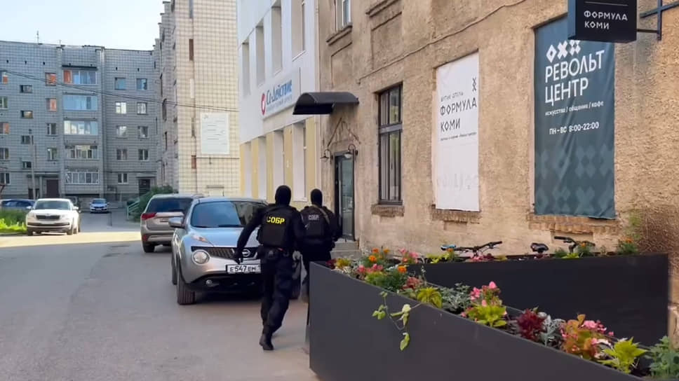 ФСБ Коми осуществляет защиту страны в деле директора Револьт-центра Павла Андреева-0