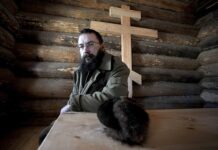 Герман Стерлигов расскажет о традиции подготовки к вечности с верой german sterligov rasskazhet o tradiczii podgotovki k vechnosti s veroj-pux-su-175320260100-0