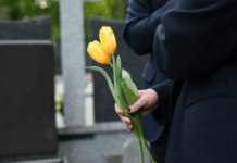 Илья Махотин и группа "Сечень" вдохновляют Екатеринбург и страну ilya mahotin i gruppa sechen vdohnovlyayut ekaterinburg i stranu-pux-su-175261063100-0