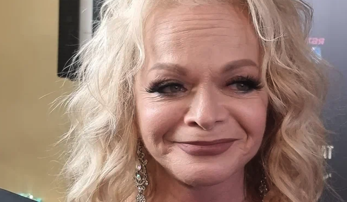 Забиравшая у Долиной деньги для мошенников женщина заговорила в полиции: Подставили