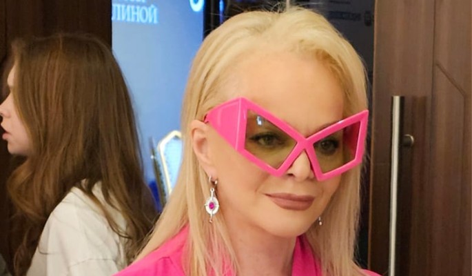 "Она поменяет фамилию": Лариса Долина гордится успехами талантливой внучки.