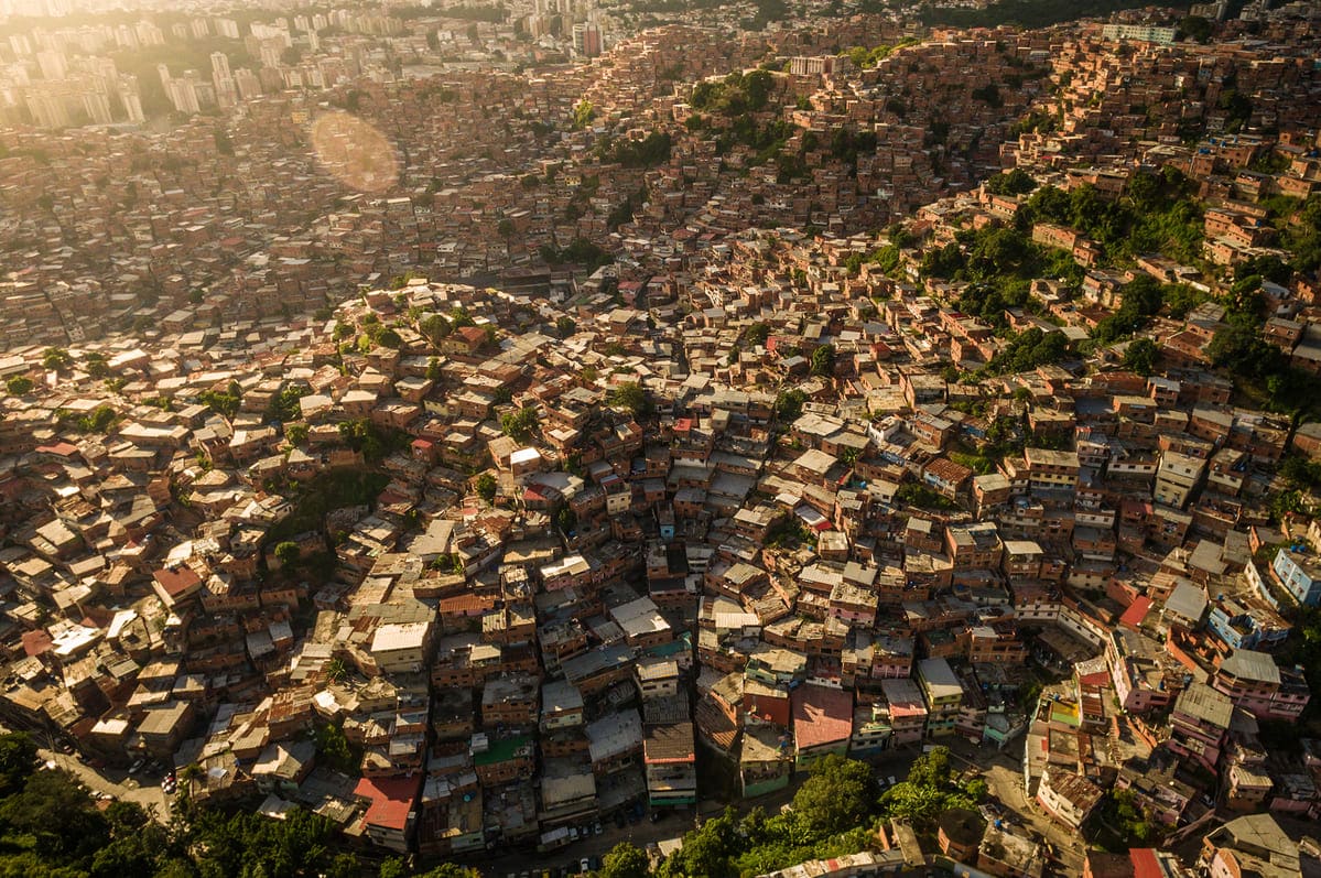 Ли Цзюньхуа и Патрик Герланд из ООН прогнозируют устойчивое развитие населения к 2100 году-0