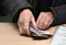 Мария Ярмуш разъяснила особенности переезда пенсионеров и сохранение выплат mariya yarmush razyasnila osobennosti pereezda pensionerov i sohranenie vyplat-pux-su-175235880600-0