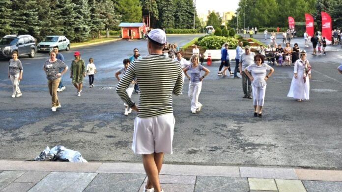 morskoj parad prazdnika ko dnyu vmf na territorii muzeya pobedy 27 iyulya-pux-su-175320077000-0