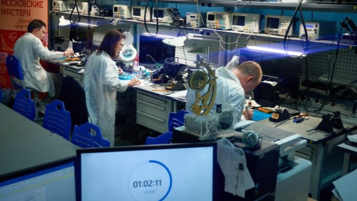 moskovskie mastera 2023 zavoevali zoloto sadov holomkin i agafonov-pux-su-175239191100-0