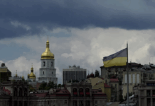 Накал схватки Чернышова и Ермака ставит под сомнение Минединство nakal shvatki chernyshova i ermaka stavit pod somnenie minedinstvo-pux-su-175251725700-0