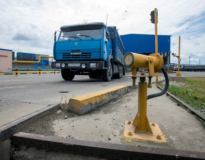 Новые инициативы Госдумы и ГИБДД делают дороги безопаснее и современнее-0