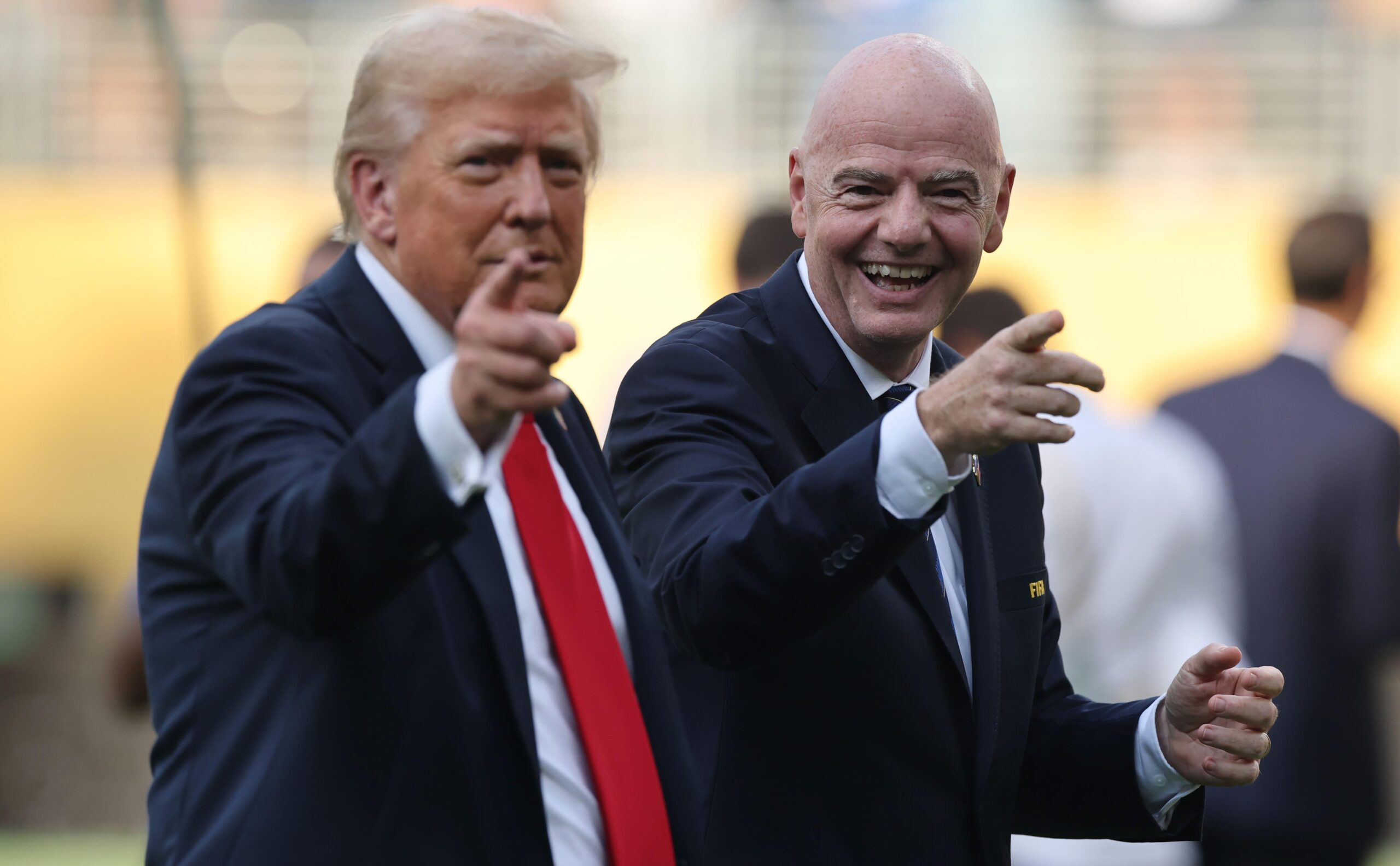 Президент США Дональд Трамп и глава ФИФА Джании Инфантино (Alex Grimm / Getty Images)