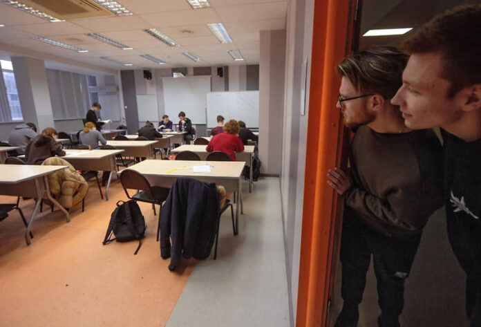 perspektivnye kursy sankczionnogo komplaensa v mgu i vysshej shkole ekonomiki-pux-su-175267636100-0