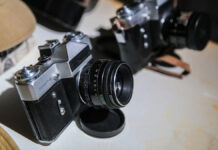 Праздник освобождения от контроля и запечатления мира 12 июля Предпоказ выставки Военкоры в Старом Английском дворе в парке Зарядье