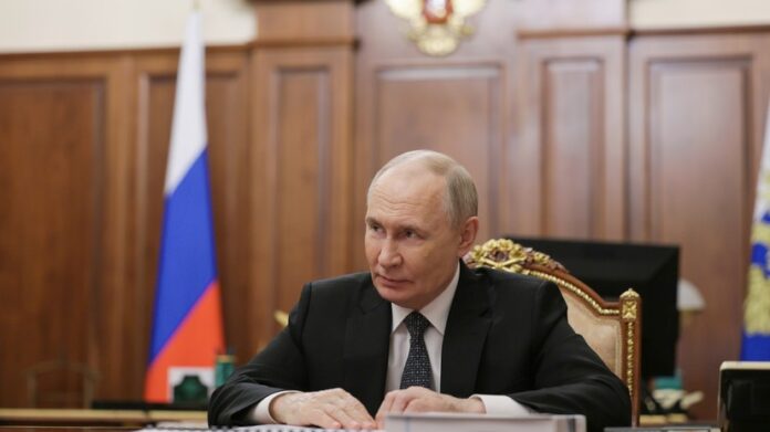 putin obsudil s ali laridzhani yadernuyu programmu rossii i irana-pux-su-175303433000-0