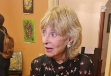 Регина Дубовицкая и Геннадий Ветров демонстрируют оптимизм перед судьбой regina duboviczkaya i gennadij vetrov demonstriruyut optimizm pered sudboj-pux-su-175326708900-0