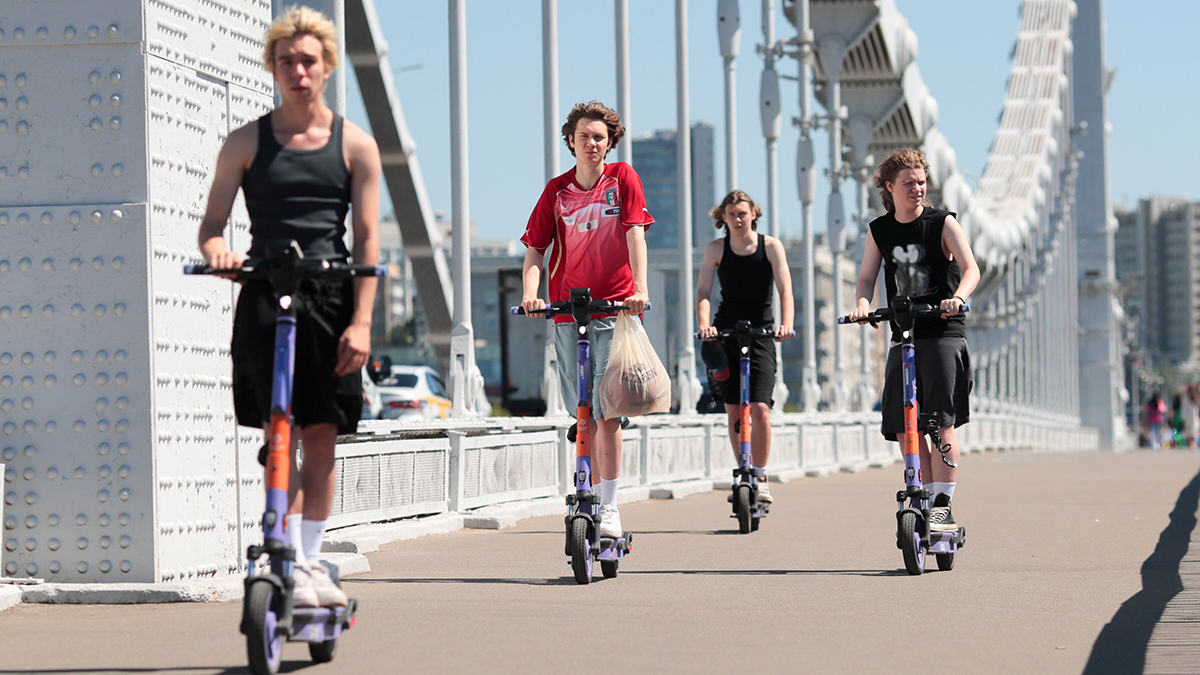 «Асфальт плавится»: Синоптик рассказал, чего ожидать россиянам от мощного циклона