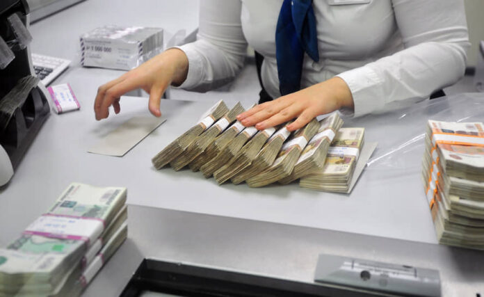 sberbank i czb otmechayut pozitivnye sdvigi v roste obespechennyh kreditov-pux-su-175219151800-0