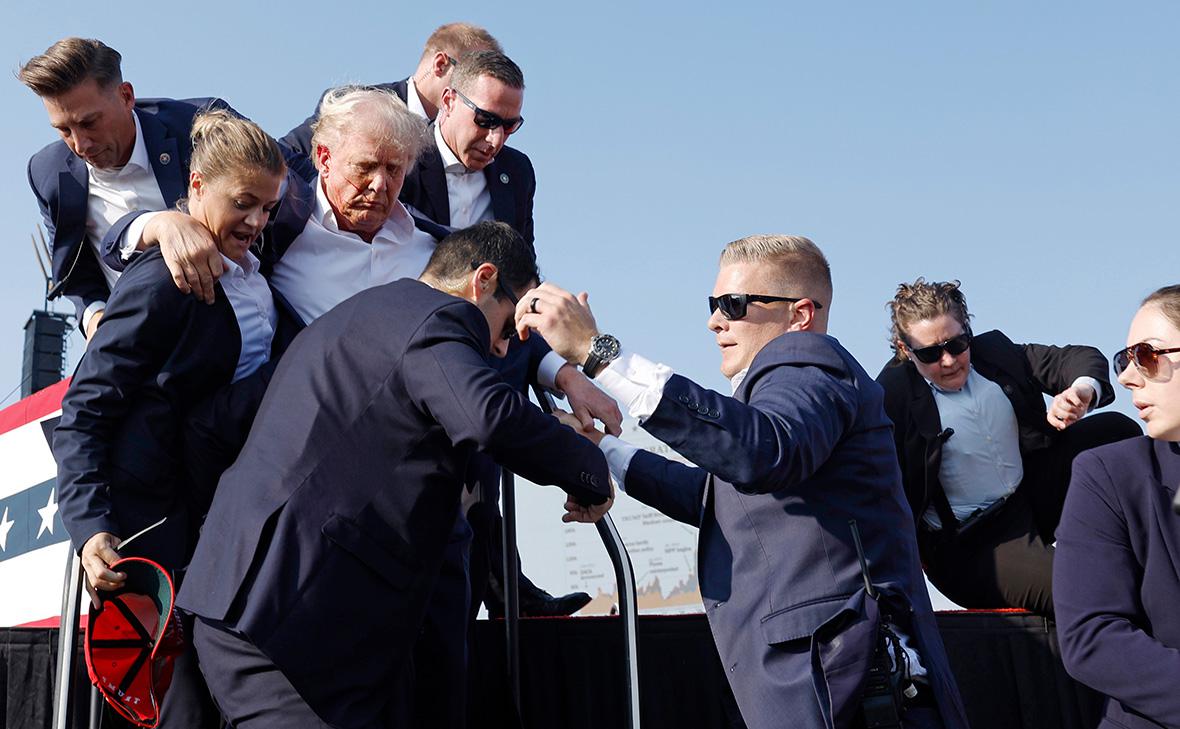 Покушение на Дональда Трампа на митинге в Пенсильвании в рамках предвыборной кампании, 13 июля 2024 года (Anna Moneymaker / Getty Images)