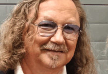 Семья Игоря Николаева завела щенка Герду после утраты любимой Зои semya igorya nikolaeva zavela shhenka gerdu posle utraty lyubimoj zoi-pux-su-175295212400-0