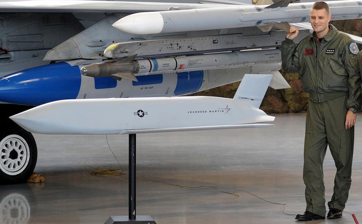 Ракета класса воздух-земля AGM-158 JASSM (Alik Keplicz / AP / ТАСС)