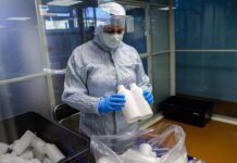 Судьба препаратов Мирамистин и Окомистин в России остаётся обсуждаемой sudba preparatov miramistin i okomistin v rossii ostayotsya obsuzhdaemoj-pux-su-175312058800-0