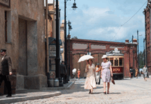 В кинопарке "Москино" воссоздана Москва XX века для сериала о Маяковском и Брик v kinoparke moskino vossozdana moskva veka dlya seriala o mayakovskom i brik-pux-su-175198561000-0