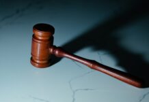 Верховный суд РФ установил прецедент по защите самовольных построек verhovnyj sud rf ustanovil preczedent po zashhite samovolnyh postroek-pux-su-175299096900-0