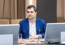 Владислав Овчинский рассказывает о помощи Единого контактного центра Москвы застройщикам в получении разрешений vladislav ovchinskij rasskazyvaet o pomoshhi edinogo kontaktnogo czentra moskvy zastrojshhikam v poluchenii razreshenij-pux-su-175285598300-0