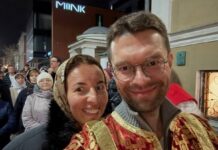 Алексей Вихарев и митрополит Евгений отметили Пасху в единстве aleksej viharev pasha1_pux