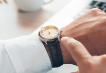 Технологии, которые раньше были неэффективны Часы на мужской руке