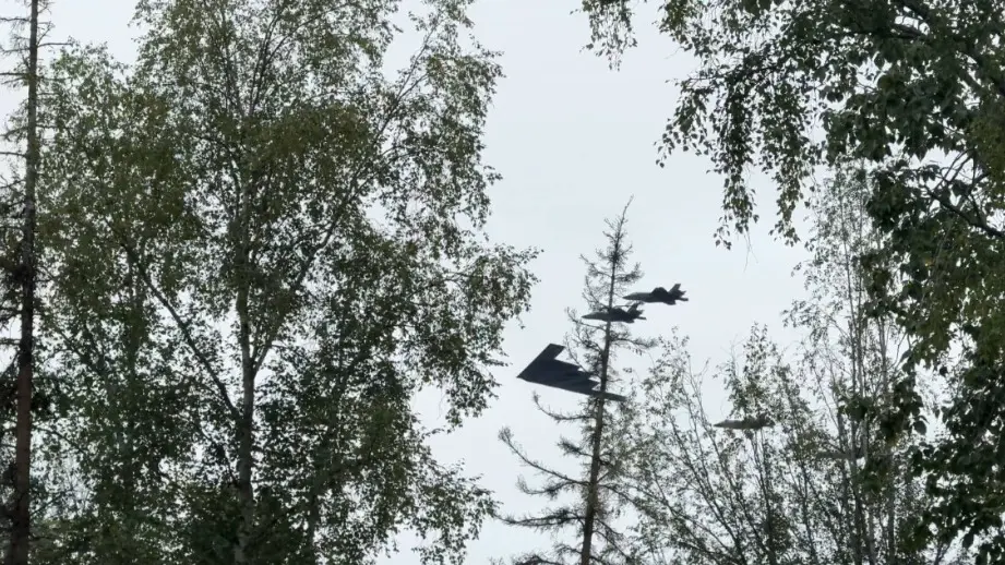 Генерал Липовой объяснил, почему над Путиным на Аляске пролетели истребители