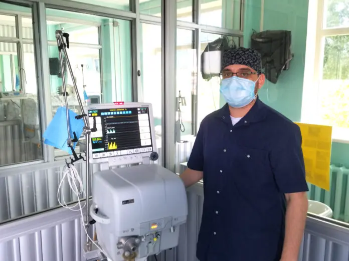 Краснотурьинск отмечает успех, благодаря ОДКБ спасён малыш весом 875 граммов-0