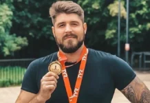 Олег Леонов объясняет, почему поисковый чип пловца Николая Свечникова не передает сигнал oleg leonov obyasnyaet pochemu poiskovyj chip plovcza nikolaya svechnikova ne peredaet signal-pux-su-0