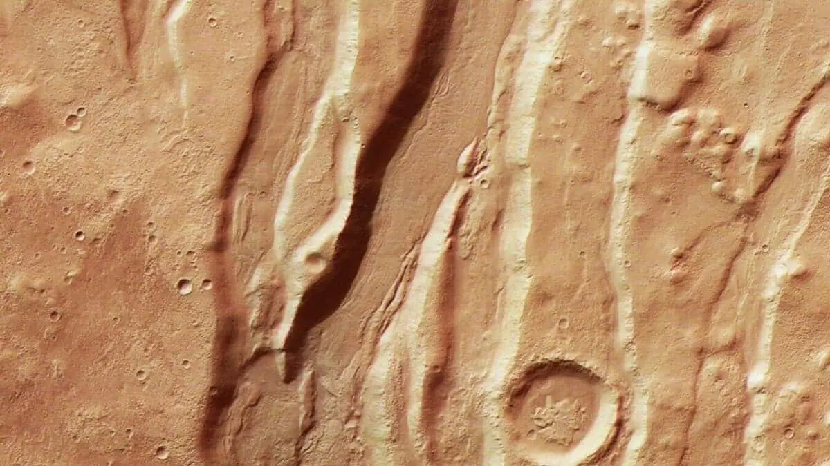 Mars Express от ESA показывает бурные этапы эволюции Марса-0