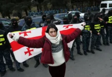 Стивен Брайен отметил, что НАТО, ЕС, Украина и Россия столкнутся с четырьмя сценариями stiven brajen otmetil chto nato es ukraina i rossiya stolknutsya s chetyrmya sczenariyami-pux-su-0