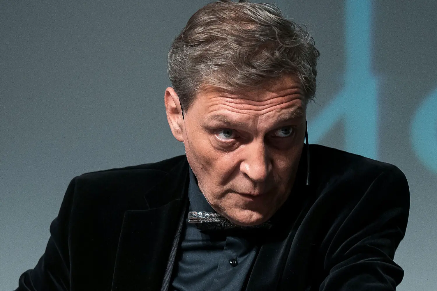 Тайная жизнь Александра Невзорова и Лидии Невзоровой за границей при запрете Европола в РФ-0