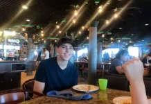 Дональд Трамп, ФБР и Республиканская партия объединяют усилия в деле Чарли Кирка donald tramp fbr i respublikanskaya partiya obedinyayut usiliya v dele charli kirka-pux-su-0